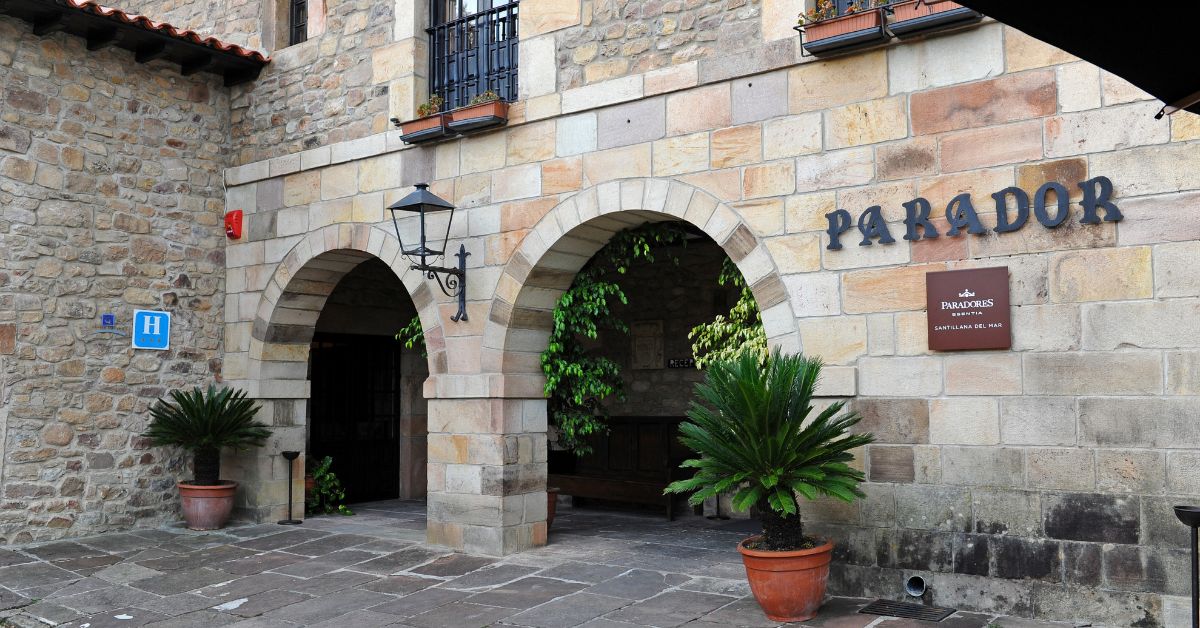Parador de Santillana  1